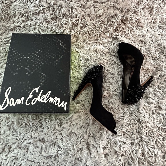 Black suede spiked studded Sam Edelman heels, Size 9 - Picture 3 of 16